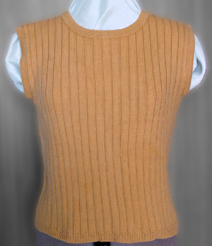 ärmelloser Rippenpulli